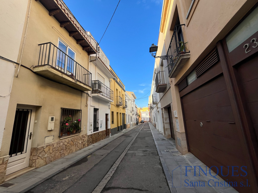 Sant Feliu de Guíxols, Casa con terraza